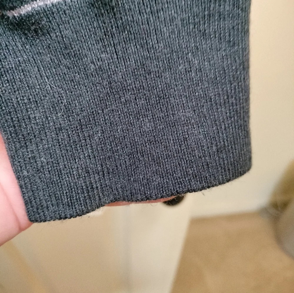 Banana Republic Luxury Blend V Banana Republic Men’s XL Silk Cashmere Blend V Nk